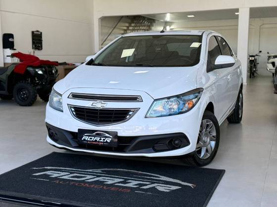 CHEVROLET ONIX 1.4 MPFI LT 8V FLEX 4P MANUAL CHEVROLET ONIX 1.4 MPFI LT 8V FLEX 4P MANUAL